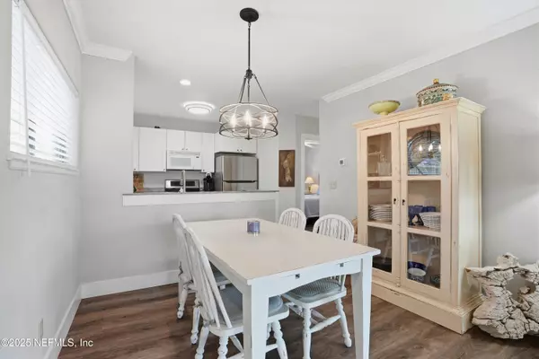 Jacksonville Beach, FL 32250,1800 THE GREENS WAY #1803