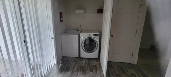 Jacksonville, FL 32246,12311 KENSINGTON LAKES DR #2403