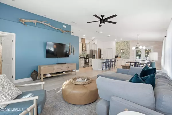 St. Augustine, FL 32084,212 FIFTEENTH ST