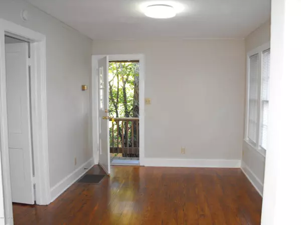 Jacksonville, FL 32204,2351 ERNEST ST #1