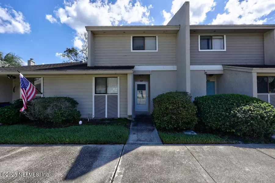 3801 CROWN POINT RD #2132, Jacksonville, FL 32257