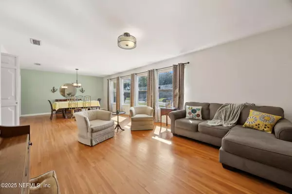 Jacksonville, FL 32217,2941 CABALLERO DR