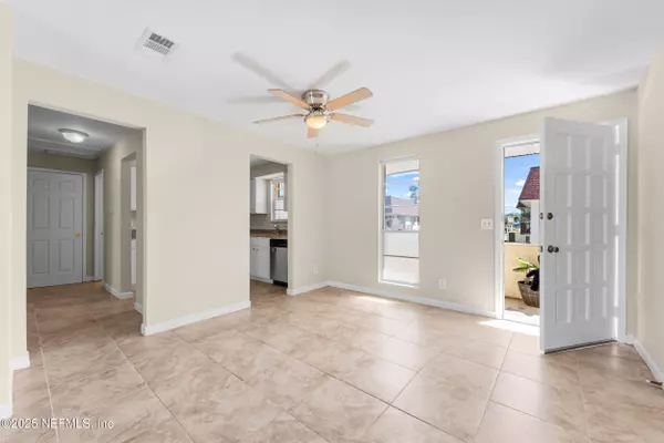 Jacksonville, FL 32216,7341 EL OCHO RD #6