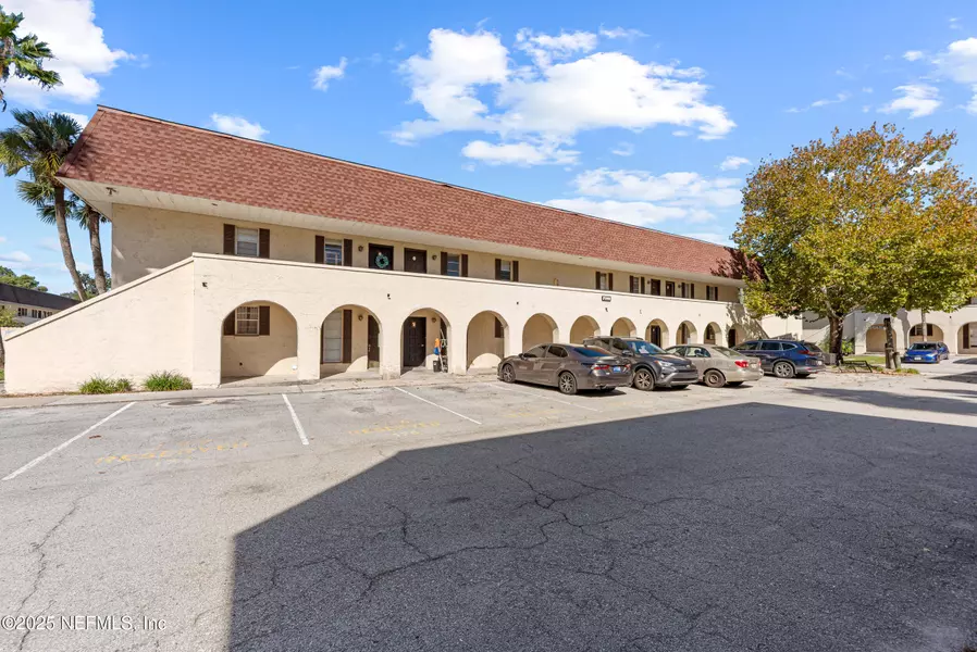 7341 EL OCHO RD #6, Jacksonville, FL 32216