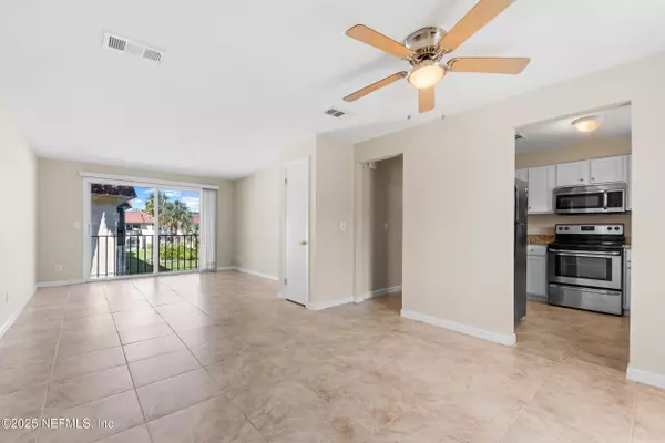 Jacksonville, FL 32216,7341 EL OCHO RD #6