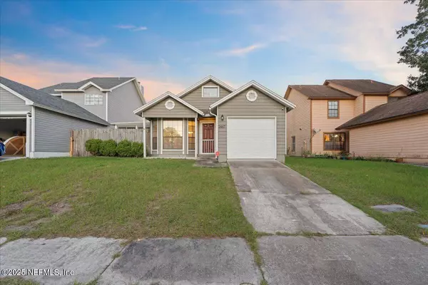 Jacksonville, FL 32216,2467 TOWNSQUARE DR