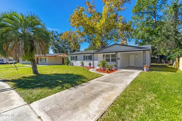 Jacksonville, FL 32216,3064 CARREVERO DR W