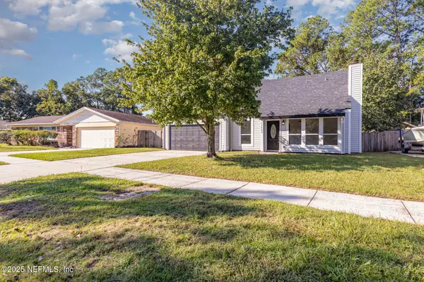 Jacksonville, FL 32223,11562 W RIDE DR