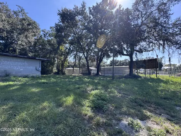 Crescent City, FL 32112,2676 S HIGHWAY 17