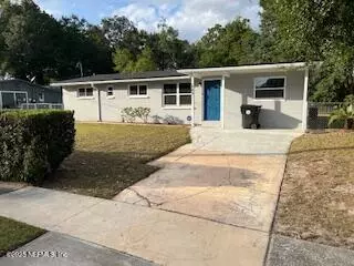 409 PARKWOOD DR, Orange Park, FL 32073