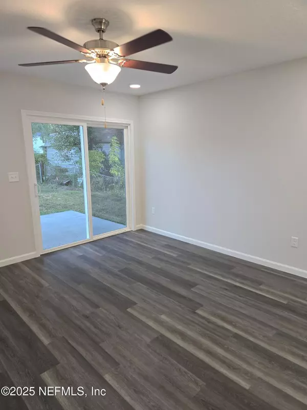 Jacksonville, FL 32218,3017 SNELL ST