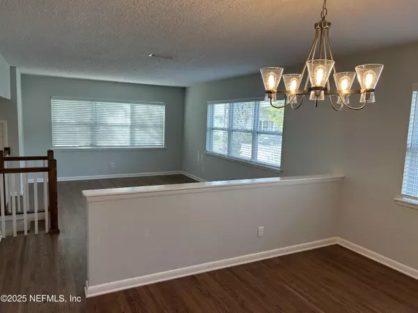 Neptune Beach, FL 32266,240 HOPKINS ST