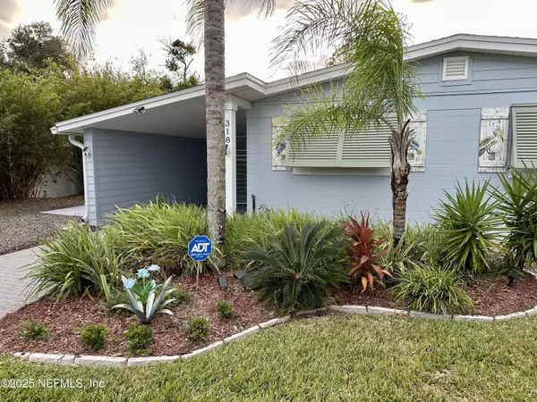 Atlantic Beach, FL 32233,318 ROYAL PALMS DR