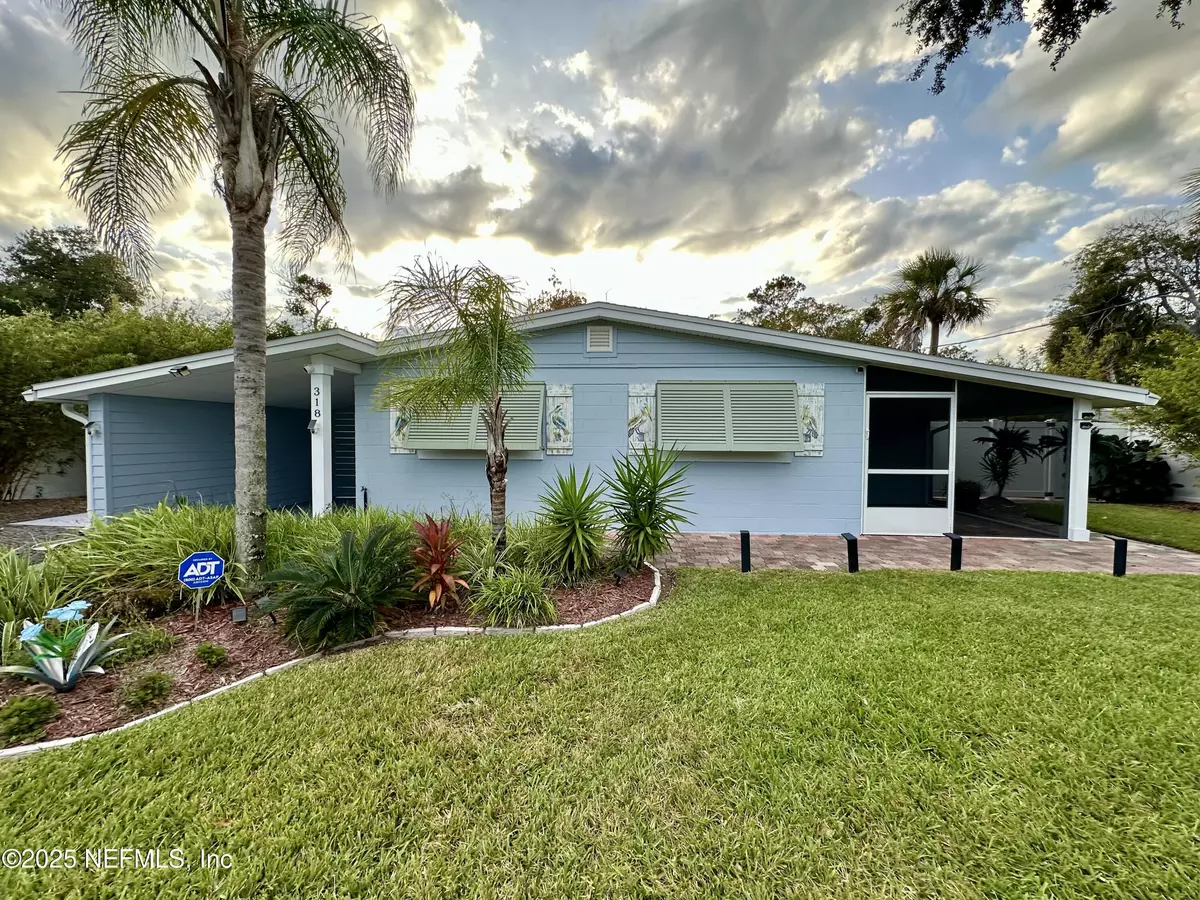 Atlantic Beach, FL 32233,318 ROYAL PALMS DR