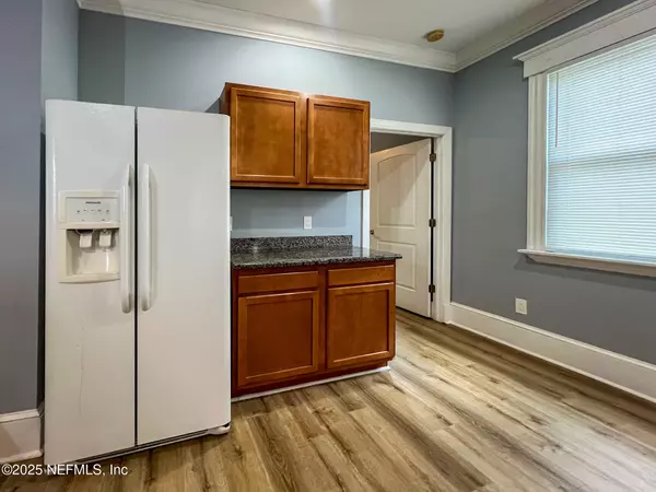 Jacksonville, FL 32206,136 E 6TH ST