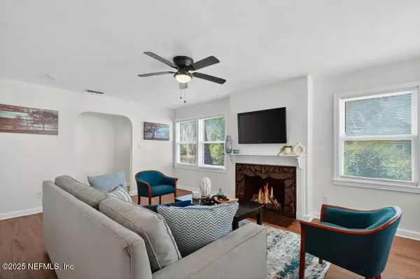 138 W 17TH ST, Jacksonville, FL 32206