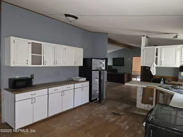 Jacksonville, FL 32218,3163 LANNIE RD