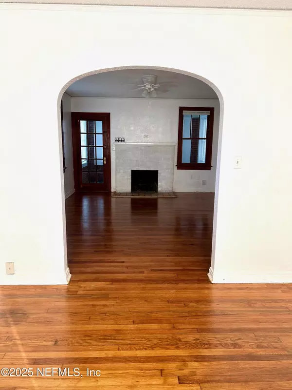 Jacksonville, FL 32210,5038 BLACKBURN ST