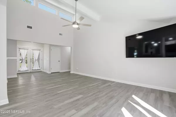 Jacksonville, FL 32244,8199 CAYUGA TRL W