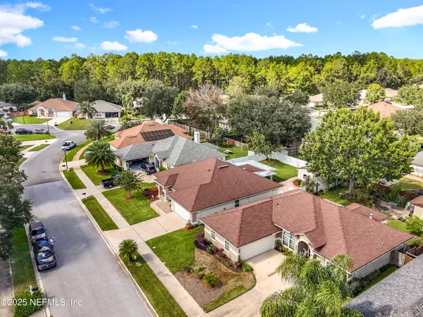 Jacksonville, FL 32244,9455 STAPLEHURST DR