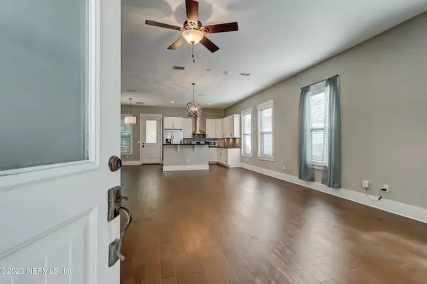 Jacksonville, FL 32205,1228 WILLOW CT