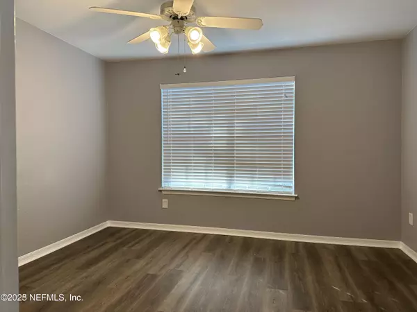 Fleming Island, FL 32003,1717 COUNTY ROAD 220 #2102