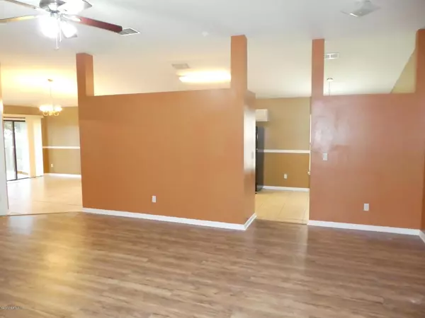 Orange Park, FL 32065,955 OTTER CREEK DR