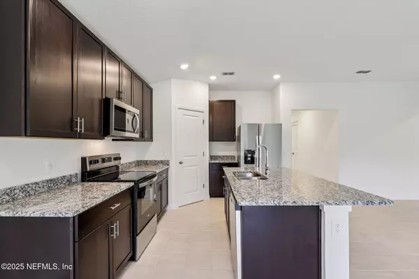 Jacksonville, FL 32219,7790 CAHILL LN