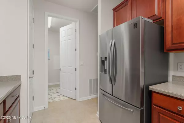 Ponte Vedra, FL 32081,341 MARSH HOLLOW RD