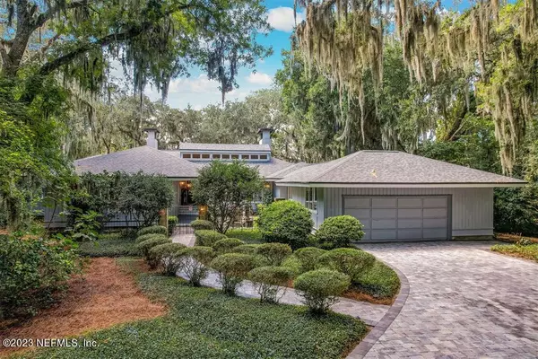 1 MARSH HAWK RD,  Fernandina Beach,  FL 32034