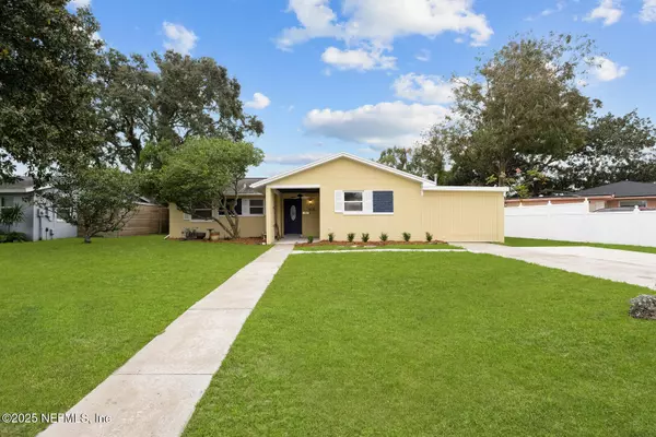 916 15TH AVE, Jacksonville Beach, FL 32250