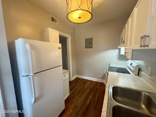 Jacksonville, FL 32204,2506 PARK ST #10