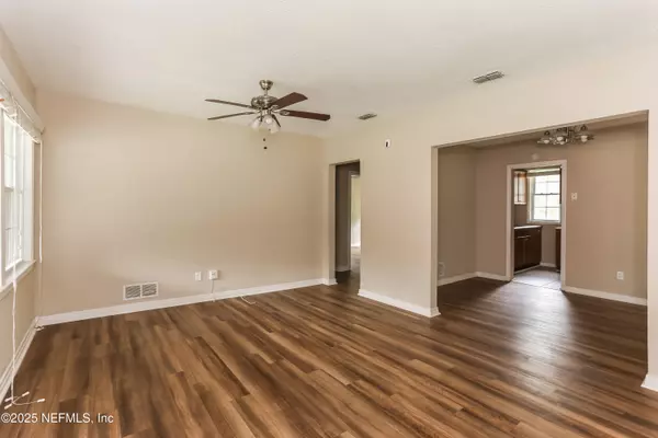 Jacksonville, FL 32254,3114 3RD ST CIR N