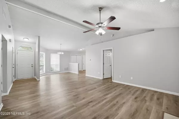 Jacksonville, FL 32257,9655 BAYOU BLUFF DR