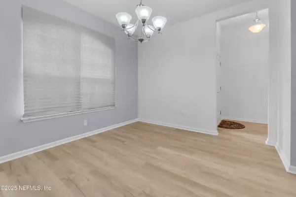 Jacksonville, FL 32218,76 POND RUN LN