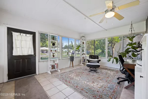 Jacksonville, FL 32207,5551 LAKEWOOD CIR E