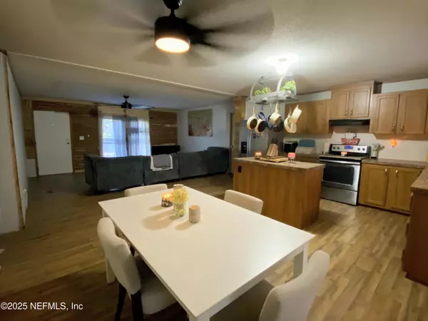 Callahan, FL 32011,44079 LEE DR