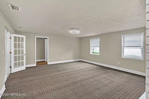 Jacksonville, FL 32218,11271 AMERICANA LN