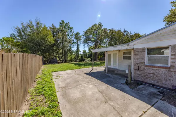 Ponte Vedra Beach, FL 32082,102 DOLPHIN BLVD E