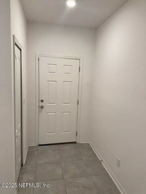 Jacksonville, FL 32218,3250 BROOKASHER DR