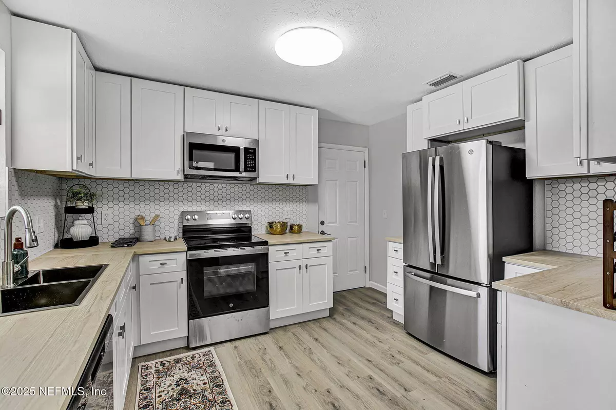 Orange Park, FL 32073,1217 ARBOR CIR N