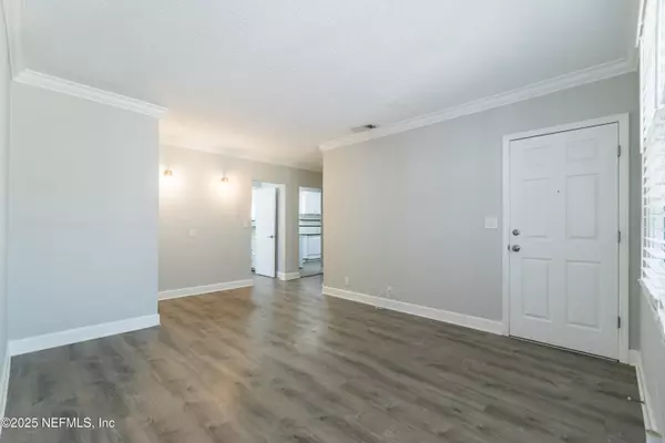 Jacksonville Beach, FL 32250,319 1ST AVE N #2-E