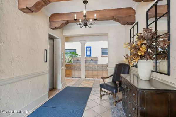 Orange Park, FL 32073,2199 ASTOR ST #302