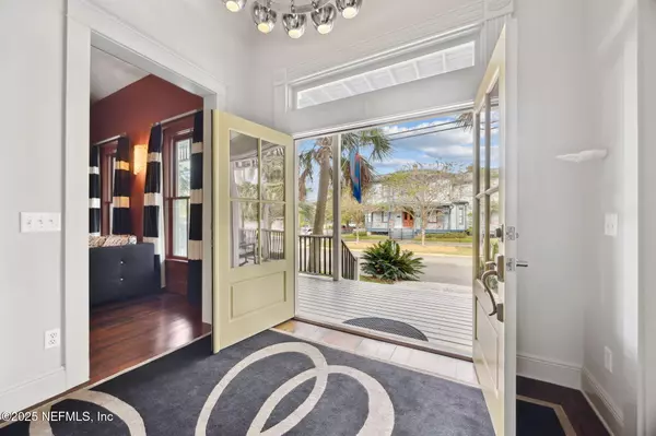 Fernandina Beach, FL 32034,604 ASH ST