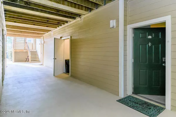 Ponte Vedra Beach, FL 32082,180 VERACRUZ DR #213