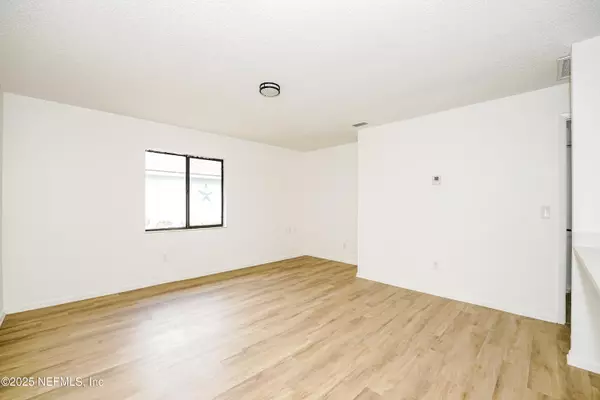 Palm Coast, FL 32164,26 SENECA PATH