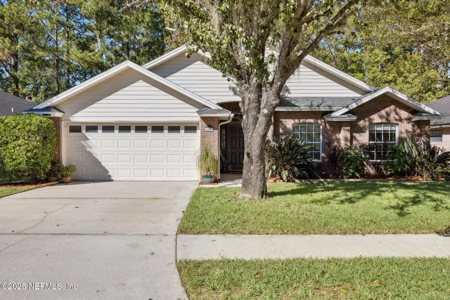 4852 BOLLES LAKE DR, Jacksonville, FL 32258