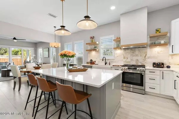 Jacksonville Beach, FL 32250,803 4TH AVE N