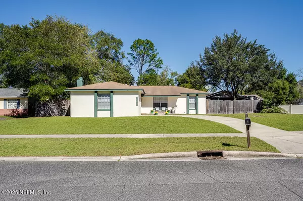 Jacksonville, FL 32244,8025 TRIUMPH LN S