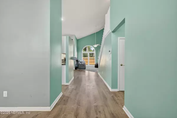 Jacksonville, FL 32224,3719 E SEA HAWK ST